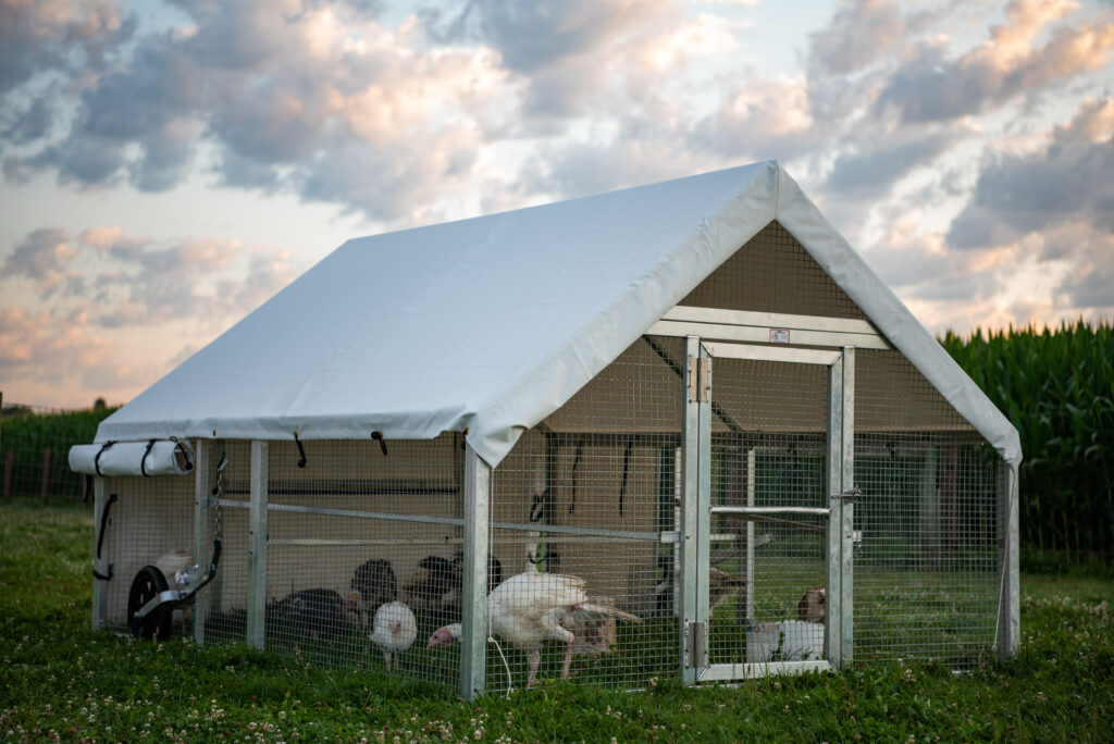 Mobile Coops USA Happy Farmer